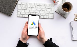 Google Ads прекратил работу на территории России. Что делать с SEO?